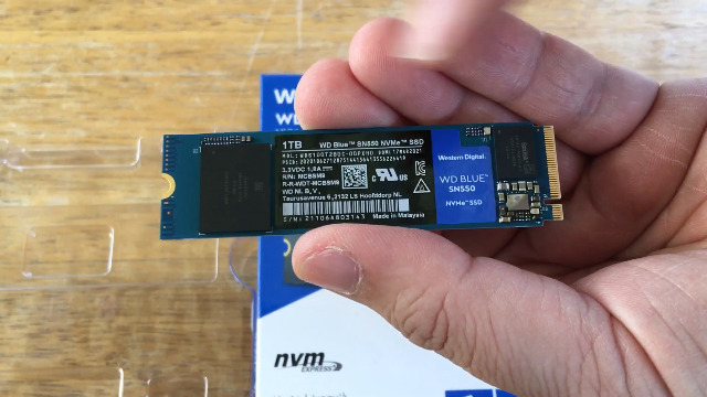 Watch WD Blue SN550 1TB NVMe SSD Review on Amazon Live